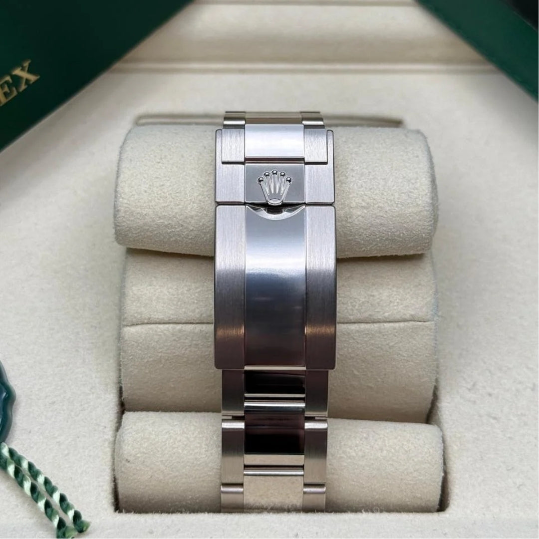 Rolex Daytona Blue Dial Oyster Full Set
