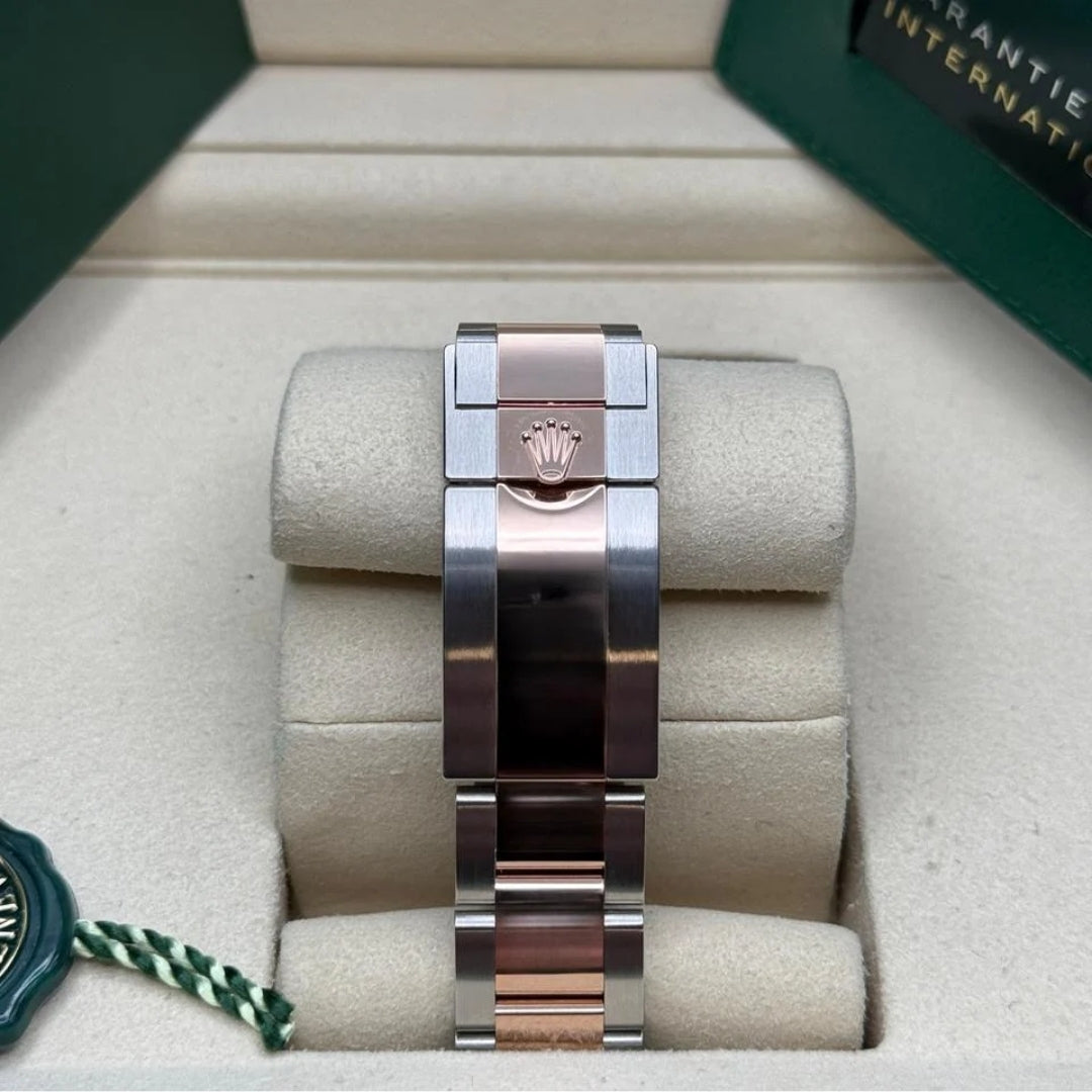 Rolex GMT-Master II "Rootbeer" Oyster Full Set